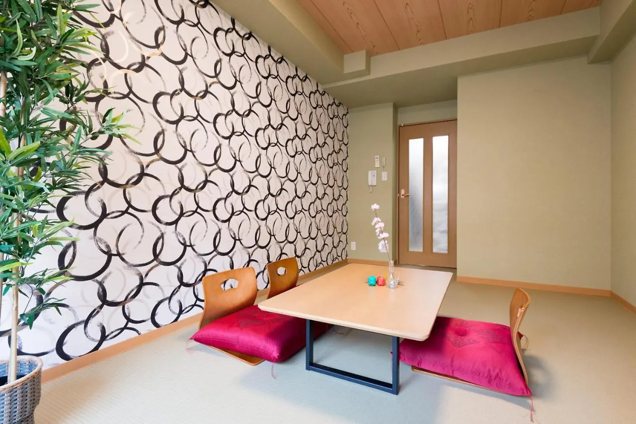 Krehl Minamihorie Condominium Osaka Japón